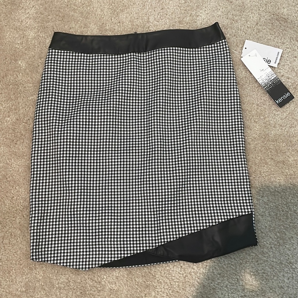 Kensie houndstooth miniskirt